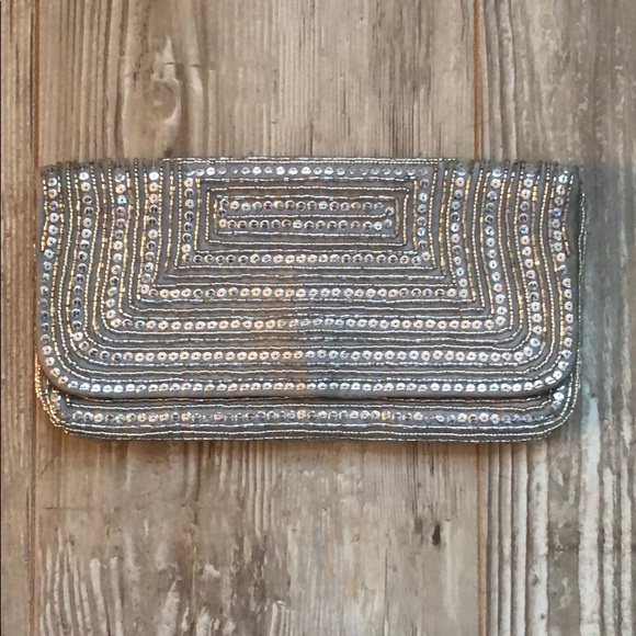 Lord & Taylor Handbags - Lord & Taylor Silver Sequin Clutch